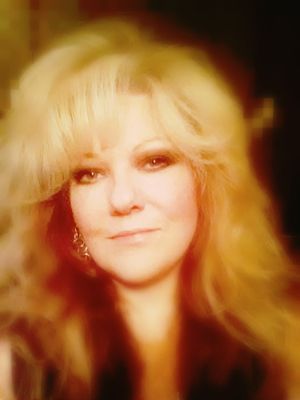 Photo of Stacy Mitchell Psychic Medium, bend oregon, USA